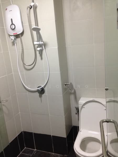 Centrestage Designer Suite untuk Untuk Disewa - RM 1,299 /bulan, Mac 2026 - Bathroom - PropertyGuru.com.my