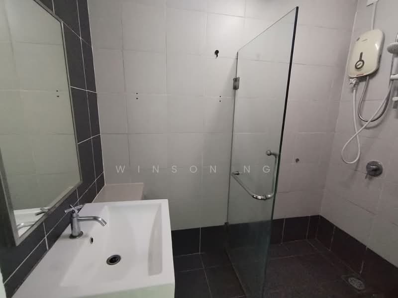 Centrestage Designer Suite untuk Untuk Disewa - RM 1,299 /bulan, Mac 2026 - Bathroom - PropertyGuru.com.my