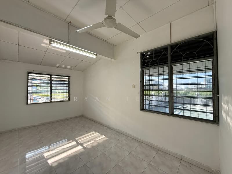 RAJA UDA CORNER SHOP HOUSE FOR RENT - SUITABLE FOR COMMERCIAL USE untuk Untuk Disewa - RM 3,500 /bulan, Mac 2026 - PropertyGuru.com.my