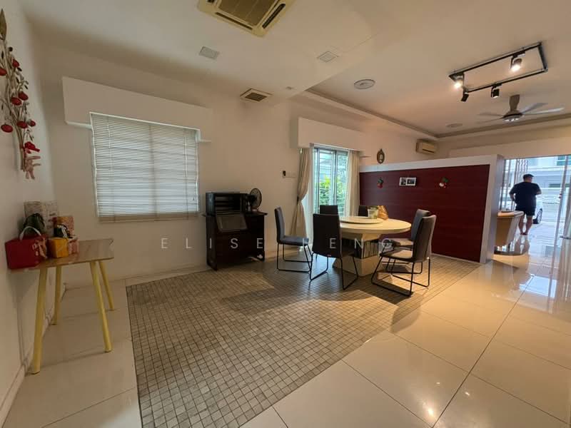 5+1 Room Semi D, Prima Saujana Kajang untuk Untuk Dijual - RM 880,000, Mac 2026 - Dining Room - PropertyGuru.com.my