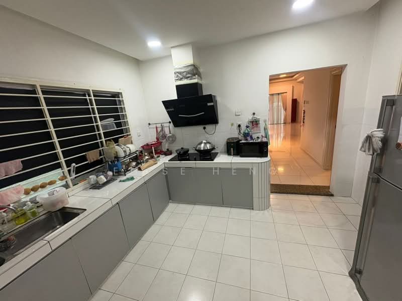 5+1 Room Semi D, Prima Saujana Kajang untuk Untuk Dijual - RM 880,000, Mac 2026 - Kitchen - PropertyGuru.com.my