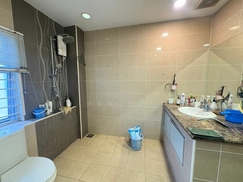 5+1 Room Semi D, Prima Saujana Kajang untuk Untuk Dijual - RM 880,000, Mac 2026 - Bathroom - PropertyGuru.com.my