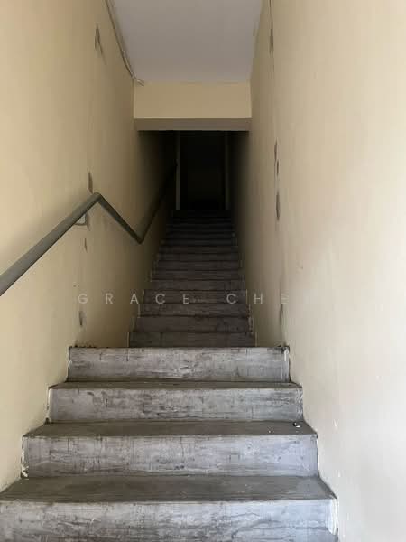 Shop / Office for Sale in Austin (Johor Bahru) - Grace Chew - Corridor - PropertyGuru.com.my