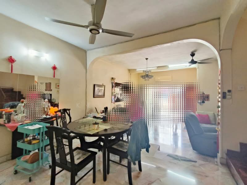 Taman Bukit Maluri untuk Untuk Dijual - RM 1,200,000, Mac 2026 - Living Room - PropertyGuru.com.my