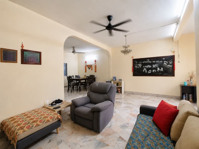Rumah Teres 2 Tingkat untuk Dijual di Taman Bukit Maluri (Kepong) - Kelly Lai - Living Room - PropertyGuru.com.my