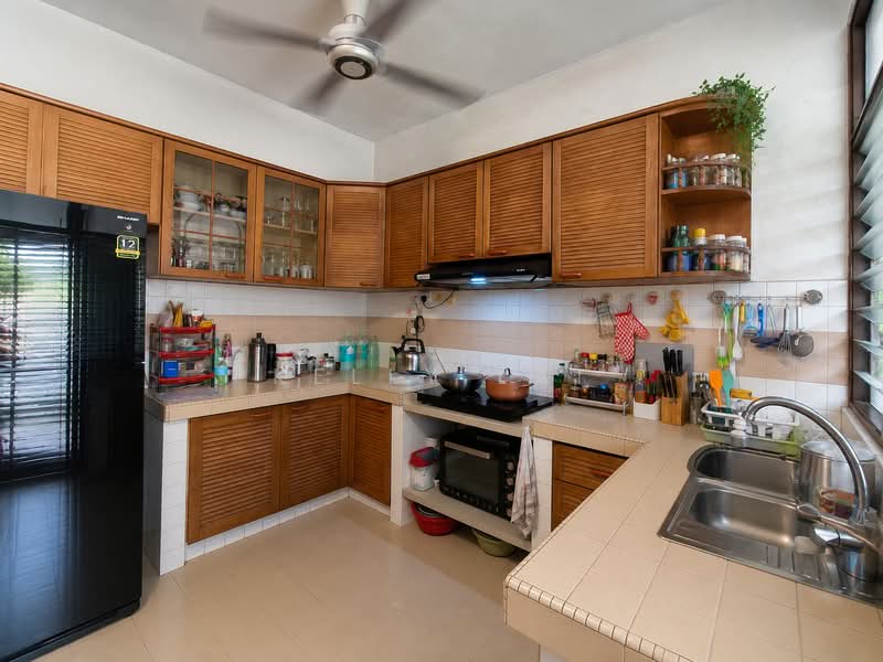 Rumah Teres 2 Tingkat untuk Dijual di Taman Bukit Maluri (Kepong) - Kelly Lai - Kitchen - PropertyGuru.com.my