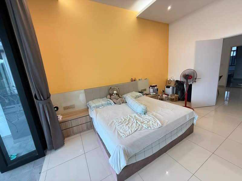 Taman Desa Tebrau untuk Untuk Dijual - RM 1,550,000, Mac 2026 - Bedroom - PropertyGuru.com.my