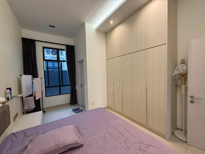Taman Desa Tebrau untuk Untuk Dijual - RM 1,550,000, Mac 2026 - Bedroom - PropertyGuru.com.my