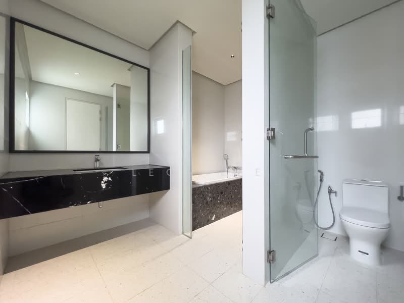 Service Residence for Rent at Oxford Residences @ Pavilion Embassy - Leon Lee - Bathroom - PropertyGuru.com.my