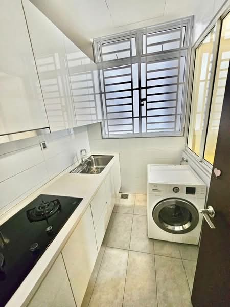 Service Residence for Rent at Paragon Residences @ Straits View - Alvin Lim - PropertyGuru.com.my
