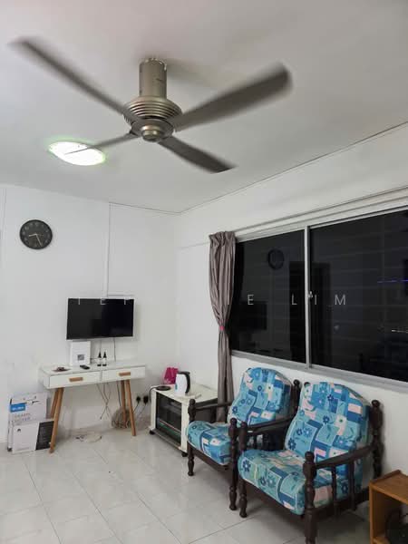 Taman Pekaka Block 31 untuk Untuk Disewa - RM 1,500 /bulan, Mac 2026 - Living Room - PropertyGuru.com.my