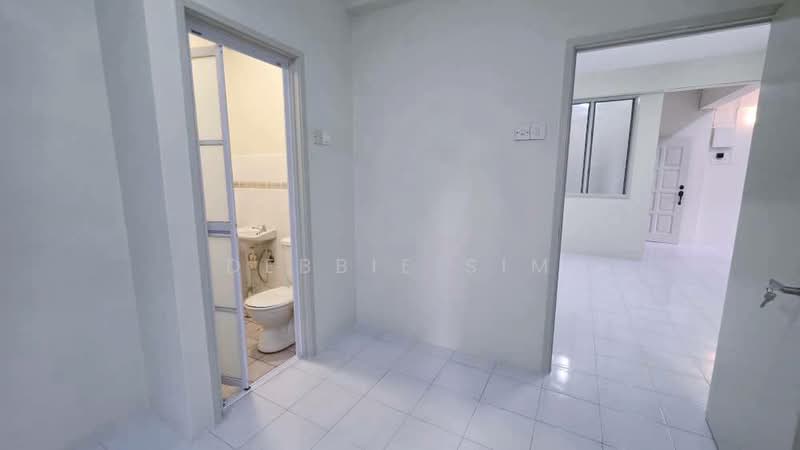 Apartment for Sale at Kingfisher Series - Debbie Sim - Bathroom - PropertyGuru.com.my