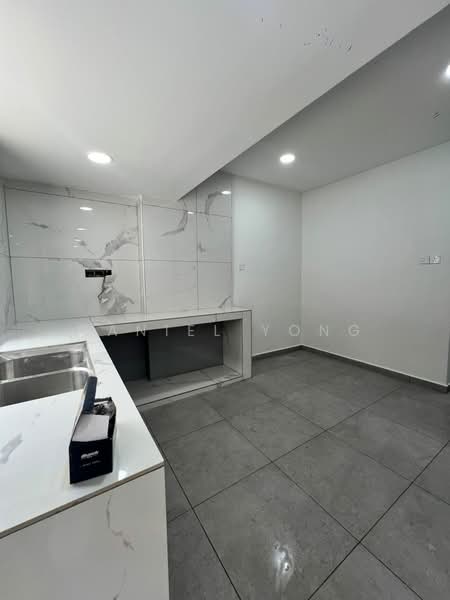 Taman Kempas untuk Untuk Dijual - RM 508,000, Mac 2026 - Kitchen - PropertyGuru.com.my