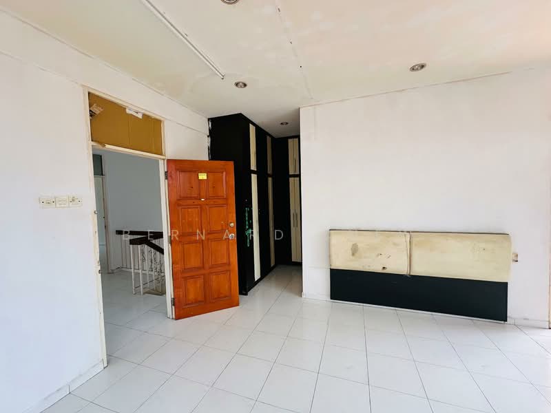 Semi-Detached House for Rent in Batu Maung (Penang) - Bernard Chew - Interior - PropertyGuru.com.my