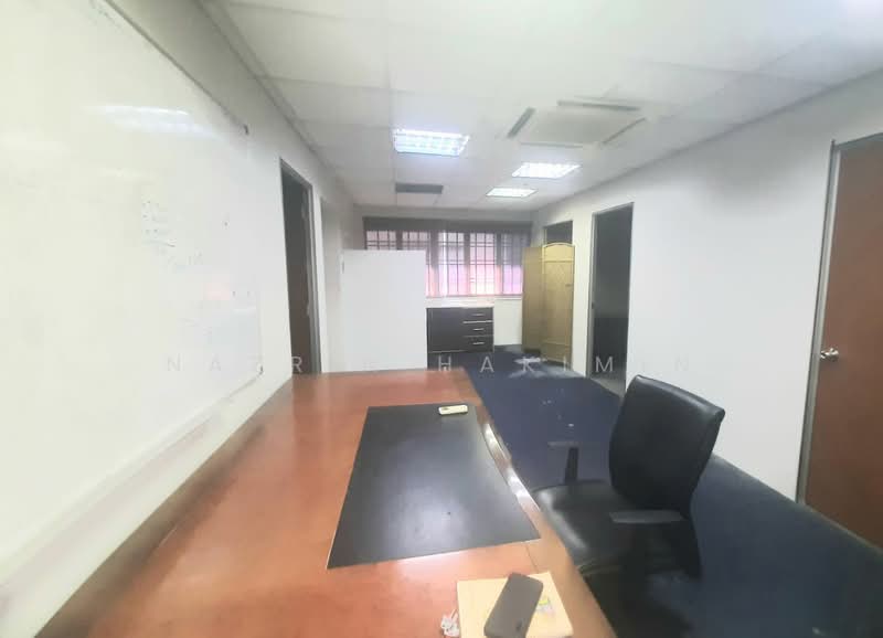 Seksyen 13 untuk Untuk Disewa - RM 2,600 /bulan, Mac 2026 - PropertyGuru.com.my