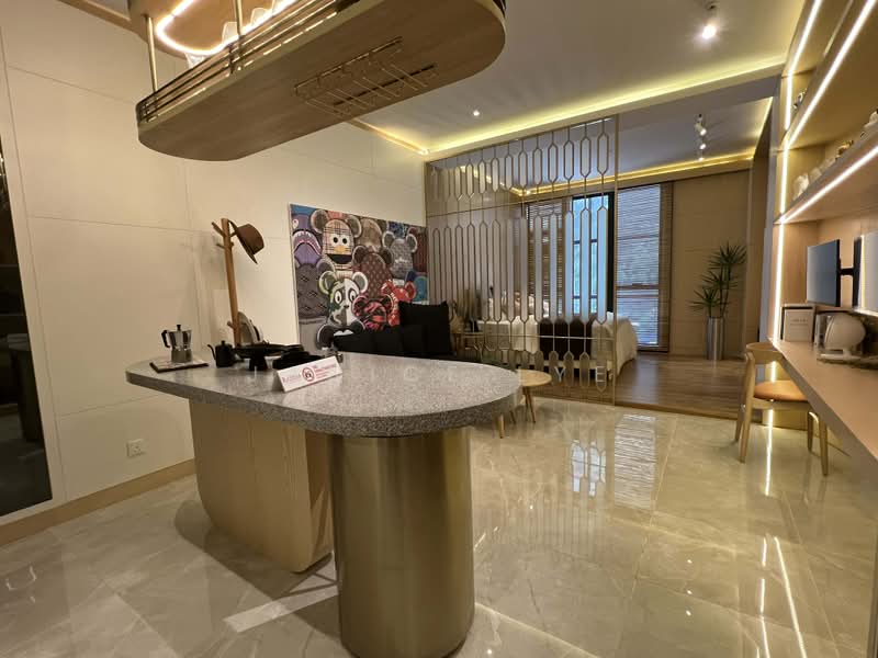 Servis Apartment untuk Dijual di R Suites Chancery Residences - Janice Lye - Living Room - PropertyGuru.com.my