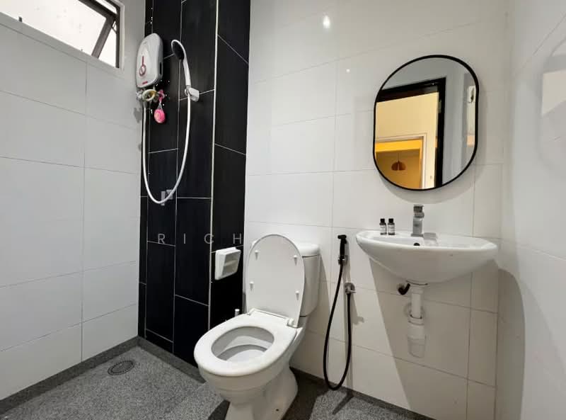 Seasons Garden Residences untuk Untuk Disewa - RM 1,400 /bulan, Mac 2026 - Bathroom - PropertyGuru.com.my