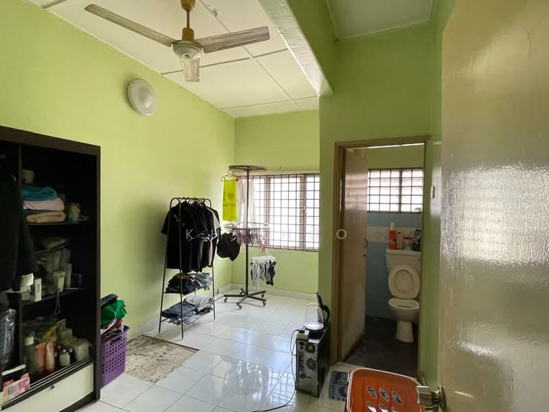 Taman Sri Muda untuk Untuk Dijual - RM 438,000, Mac 2026 - Interior - PropertyGuru.com.my