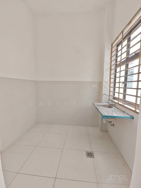 Setia Alam untuk Untuk Dijual - RM 860,000, Mac 2026 - Kitchen - PropertyGuru.com.my