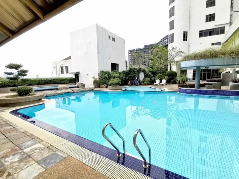 Condominium for Rent at Casa Vista - Andy Gan - Pool - PropertyGuru.com.my