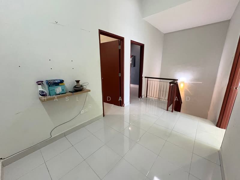 Taman Pelangi Semenyih 2 untuk Untuk Dijual - RM 490,000, Apr 2026 - Interior - PropertyGuru.com.my