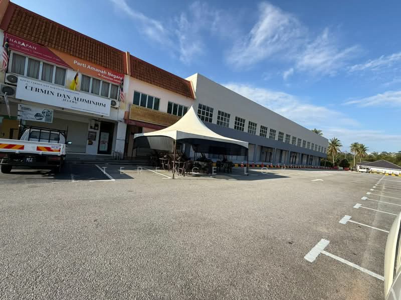 Kedai untuk Dijual di Ulu Triang (Negeri Sembilan) - Terence Lok - Exterior - PropertyGuru.com.my