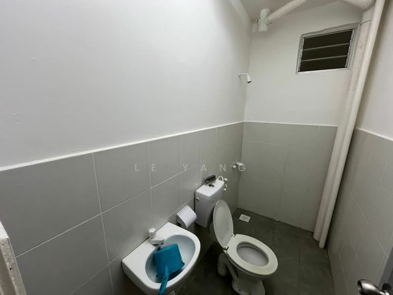Apartment for Sale at Flora Damai - Le Yang - Bathroom - PropertyGuru.com.my