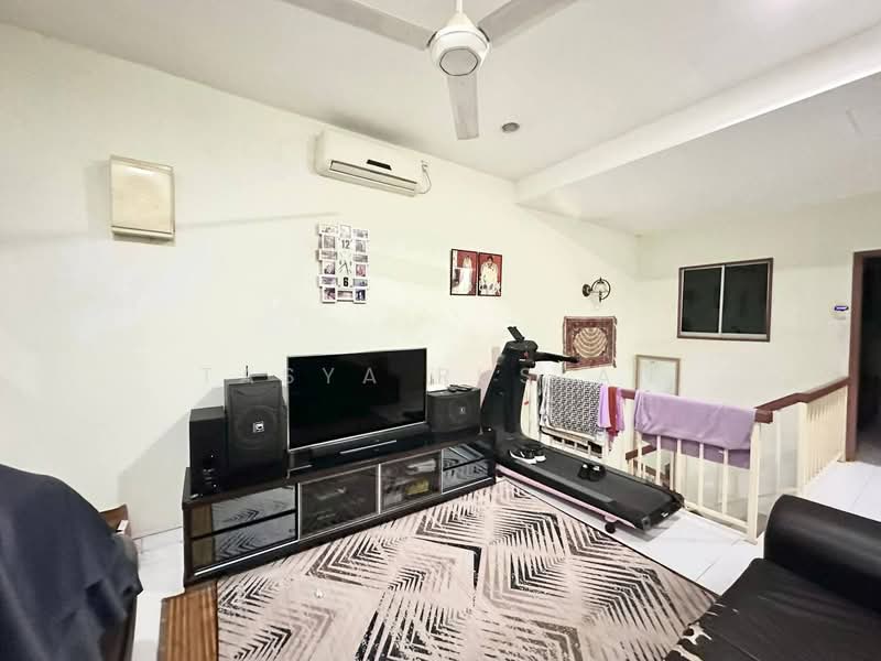 Bandar Baru Selayang untuk Untuk Dijual - RM 930,000, Mac 2026 - Living Room - PropertyGuru.com.my