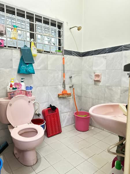 Taman Sri Skudai untuk Untuk Dijual - RM 568,000, Mac 2026 - Bathroom - PropertyGuru.com.my