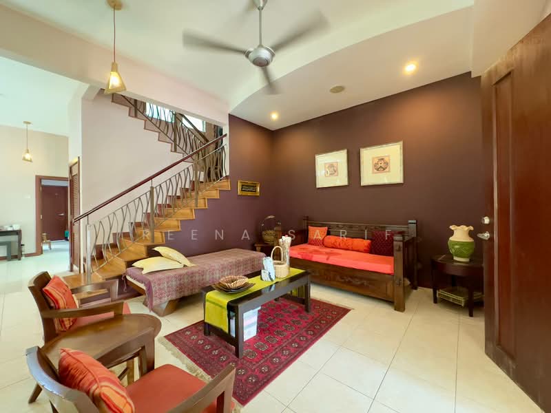 Semi-Detached House for Sale in Setia Alam (Selangor) - Reena Sarif - Living Room - PropertyGuru.com.my