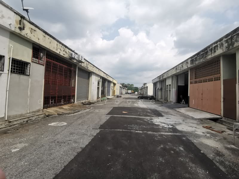 Terrace Factory for Rent in Subang Jaya (Selangor) - Cheng Yoong Lai - Exterior - PropertyGuru.com.my