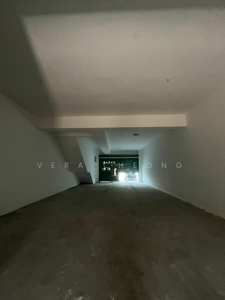 Shop / Office for Rent in Taman Mount Austin (Tebrau) - Vera Cheong - Interior - PropertyGuru.com.my