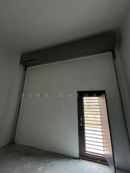 Shop / Office for Rent in Taman Mount Austin (Tebrau) - Vera Cheong - Interior - PropertyGuru.com.my