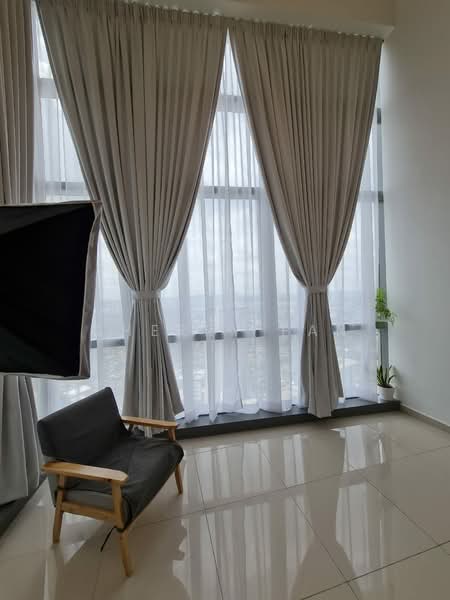 Office for Sale in Pjs 52 (Petaling Jaya) - Cherry Fan - Living Room - PropertyGuru.com.my