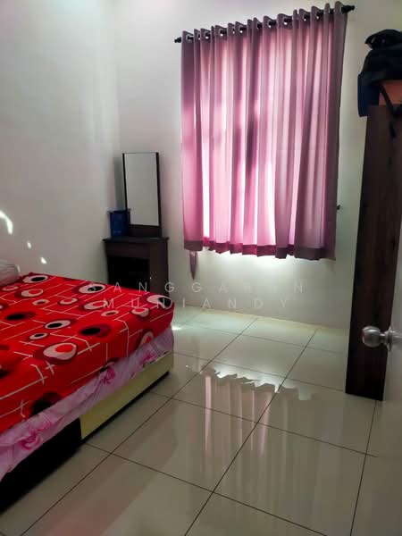 Rumah Berkembar Setingkat untuk Disewa di Lunas untuk Untuk Disewa - RM 2,000 /bulan, Mac 2026 - Bedroom - PropertyGuru.com.my