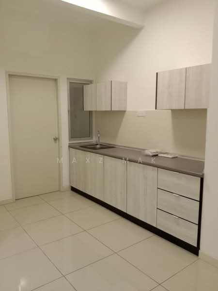Savanna Executive Suite @ Southville City untuk Untuk Disewa - RM 1,400 /bulan, Mac 2026 - Kitchen - PropertyGuru.com.my
