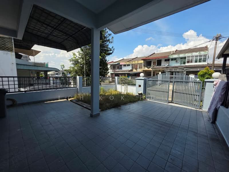 Taman Sri Putri untuk Untuk Dijual - RM 630,000, Mac 2026 - Exterior - PropertyGuru.com.my