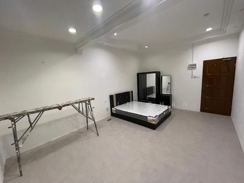 JB town untuk Untuk Disewa - RM 5,500 /bulan, Mac 2026 - Bedroom - PropertyGuru.com.my