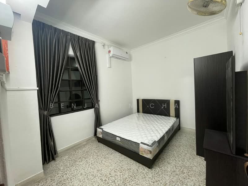 JB town untuk Untuk Disewa - RM 5,500 /bulan, Mac 2026 - Bedroom - PropertyGuru.com.my