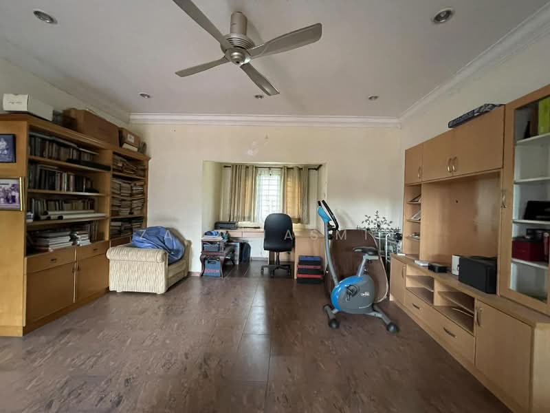Bungalow for Sale in Kampung Tunku (Petaling Jaya) - Zaty Jasmin - Study - PropertyGuru.com.my