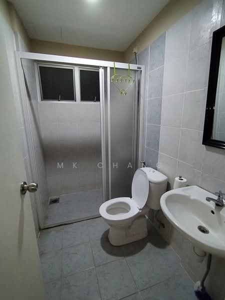 Seri Tecoma untuk Untuk Disewa - RM 1,600 /bulan, Mac 2026 - Bathroom - PropertyGuru.com.my