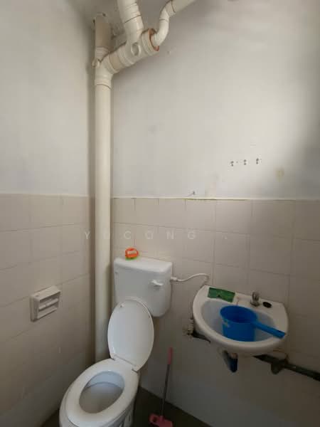 Apartment for Sale at Sri Bayu - Yucong . - Bathroom - PropertyGuru.com.my