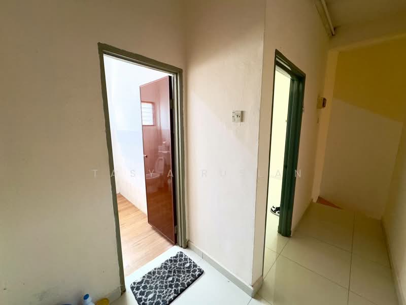 Bandar Rinching Seksyen 6 untuk Untuk Dijual - RM 330,000, Apr 2026 - Interior - PropertyGuru.com.my