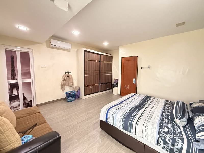 2-storey Terraced House for Sale in Taman Skudai Baru (Skudai) - Max Lam - Bedroom - PropertyGuru.com.my