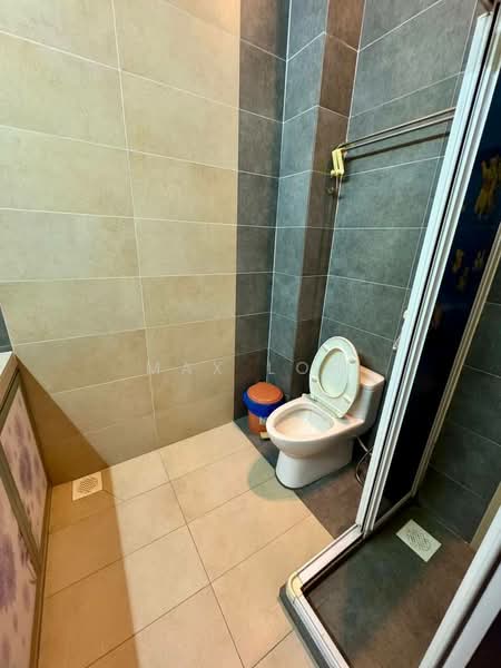 Taman Sutera @ Perling untuk Untuk Dijual - RM 850,000, Mac 2026 - Bathroom - PropertyGuru.com.my