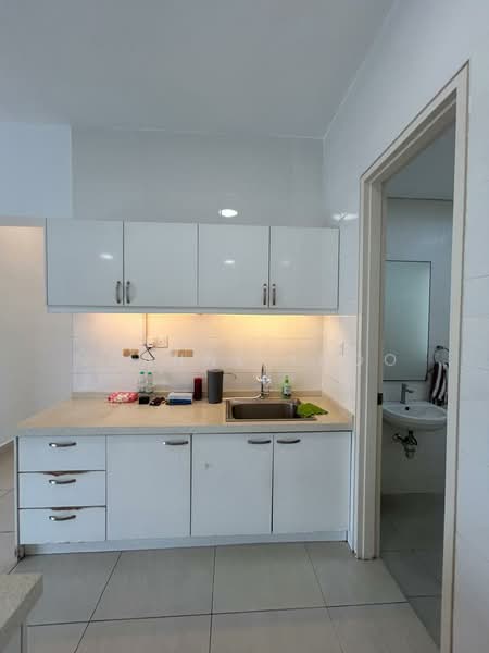 Andana Condominium @ D'alpinia untuk Untuk Dijual - RM 688,000, Apr 2026 - Kitchen - PropertyGuru.com.my