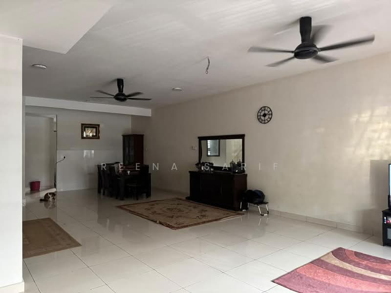 2-storey Terraced House for Sale in Shah Alam (Selangor) - Reena Sarif - Living Room - PropertyGuru.com.my