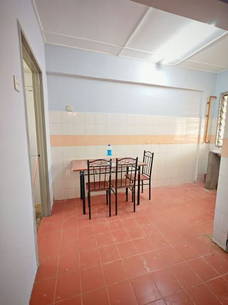 Flat for Rent at Putra Damai - Kamil Radzuan - Kitchen - PropertyGuru.com.my