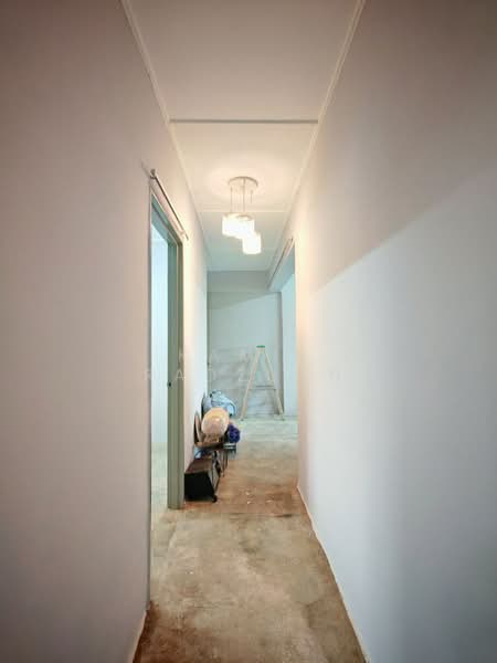 Flat for Rent at Putra Damai - Kamil Radzuan - Corridor - PropertyGuru.com.my