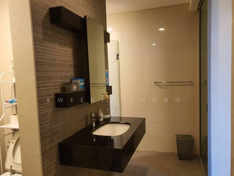 Condominium for Rent at Hampshire Residences - Kweenie Chong - Bathroom - PropertyGuru.com.my